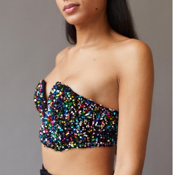 NWT Urban Outfitters Gold Sequin Sleeveless Crop Top - Picture 9 of 16
